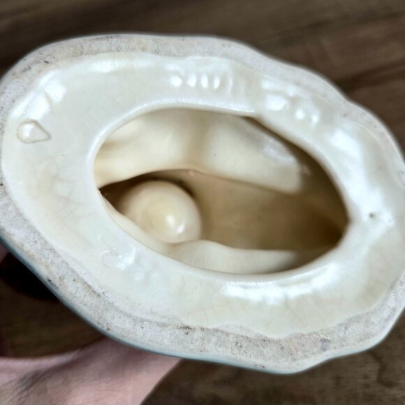 Vintage midcentury Hull pottery cornucopia candleholder. - Picture 8 of 8